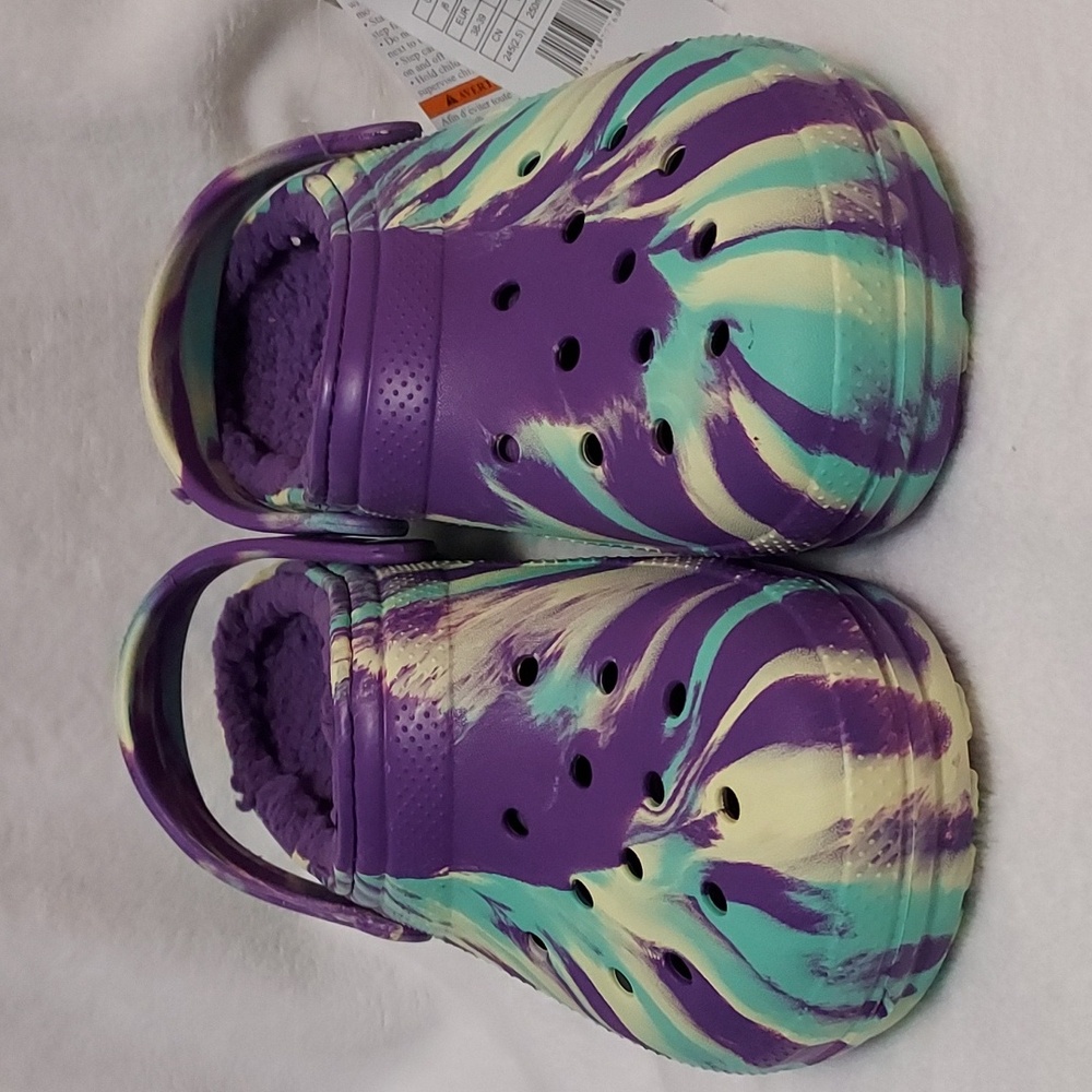 Crocs - Picture 2 of 13